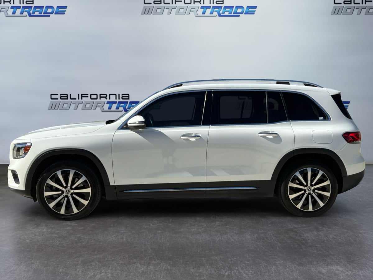 Mercedes-Benz GLB 250 photo 8