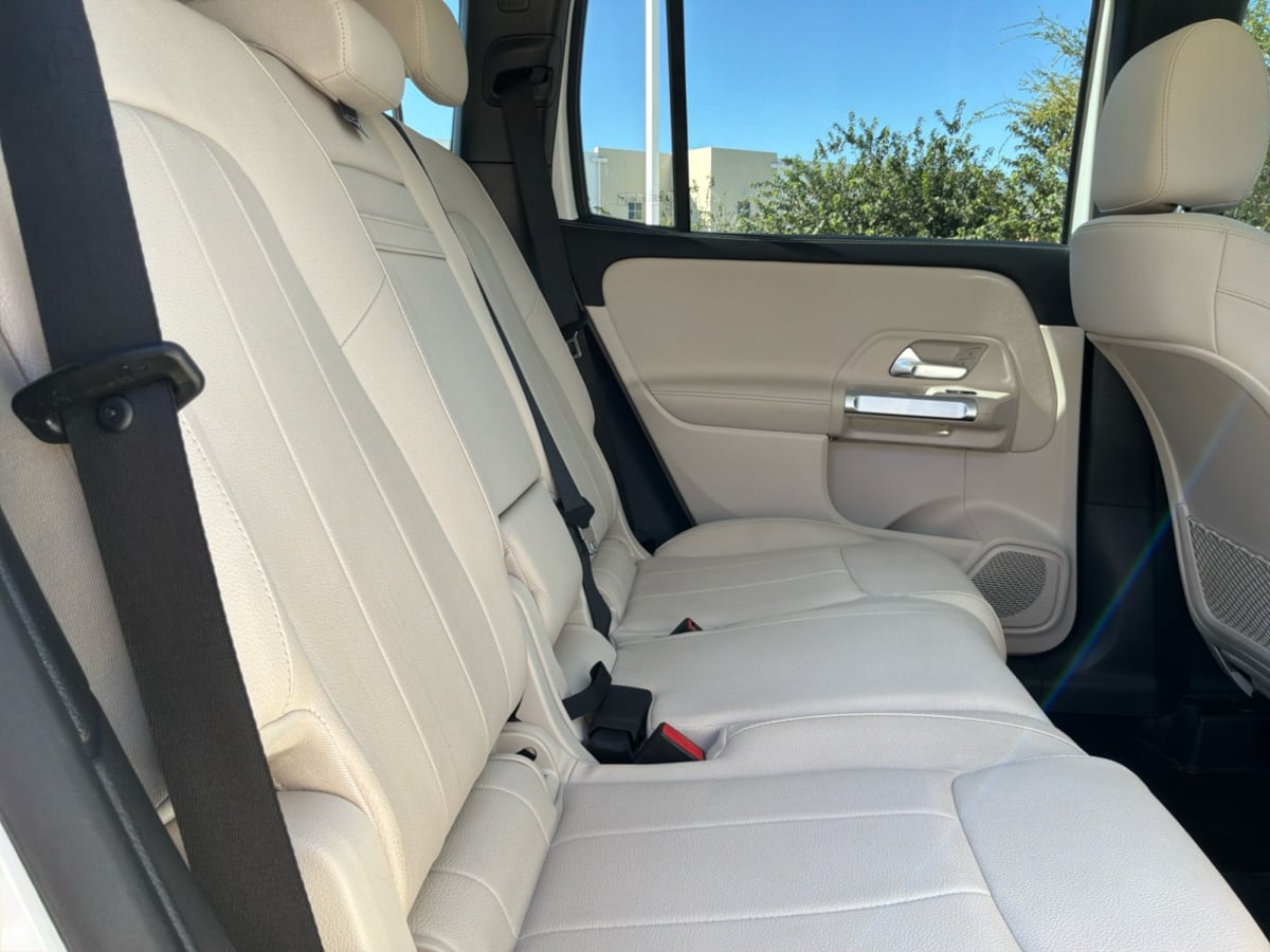 Mercedes-Benz GLB 250 photo 21