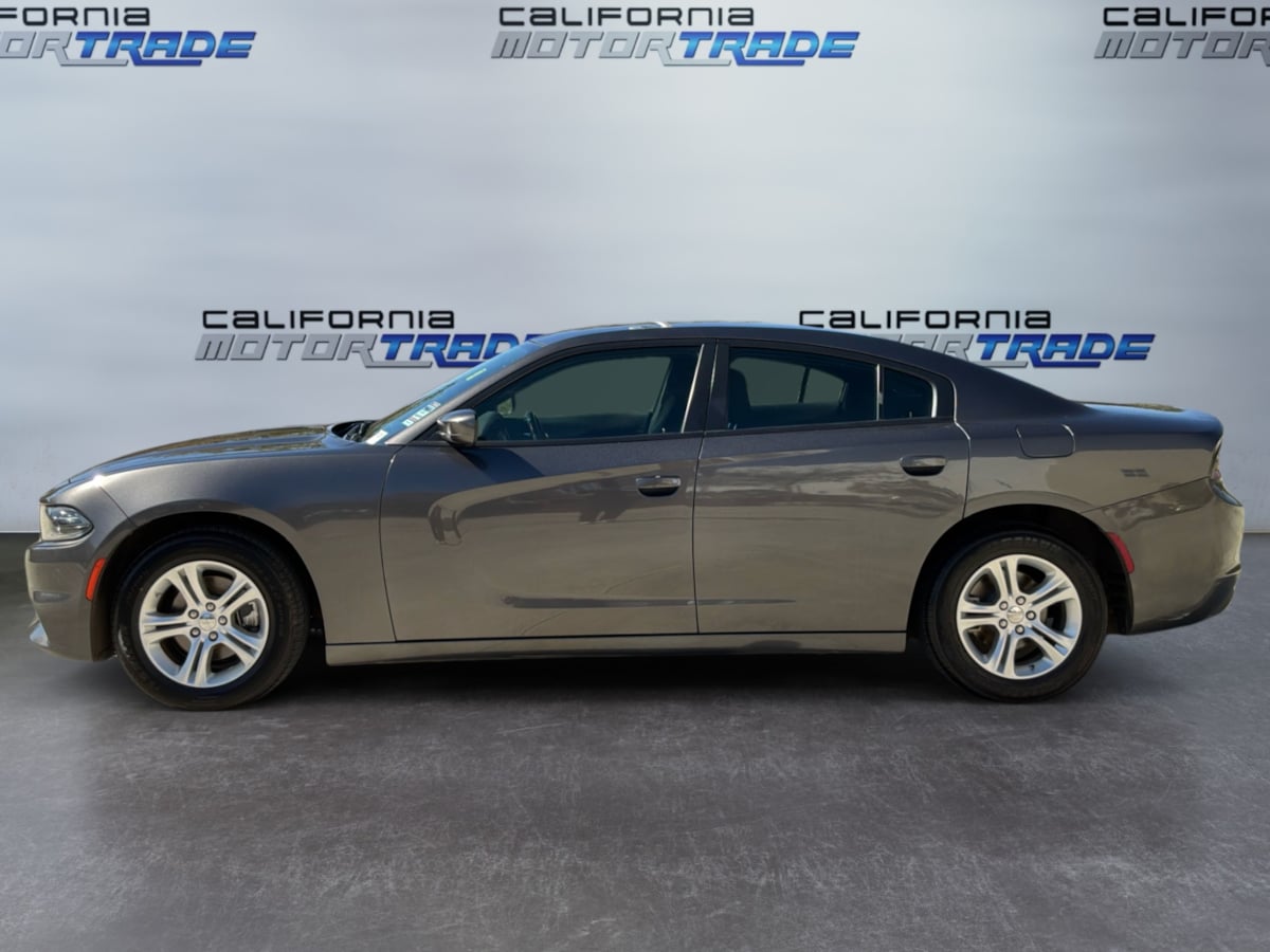 Dodge Charger photo 8