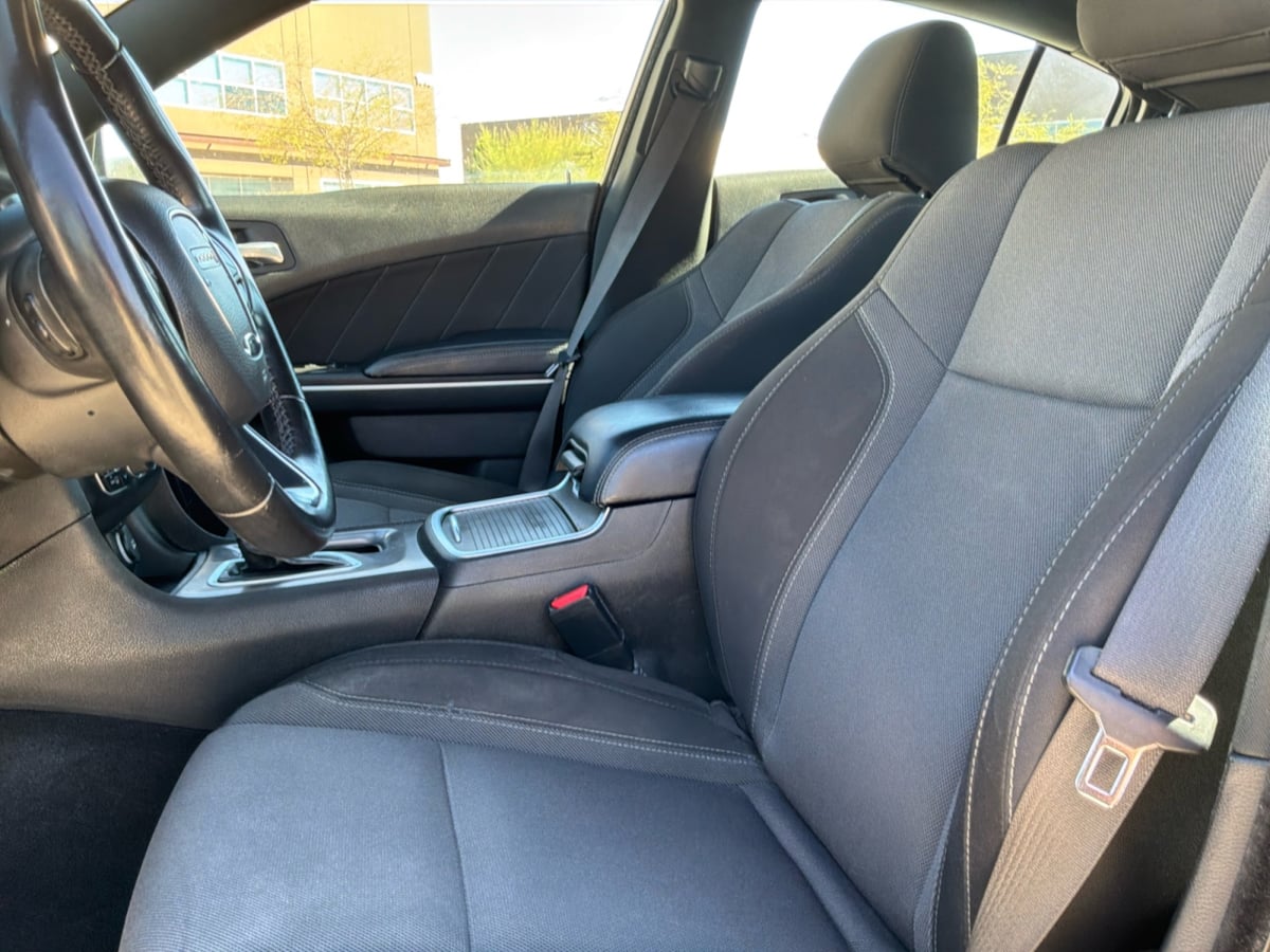 Dodge Charger photo 18