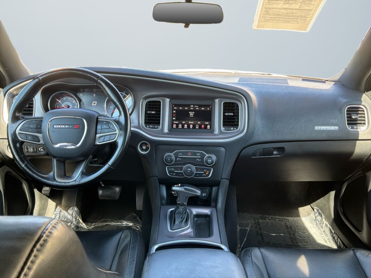 Dodge Charger photo 10