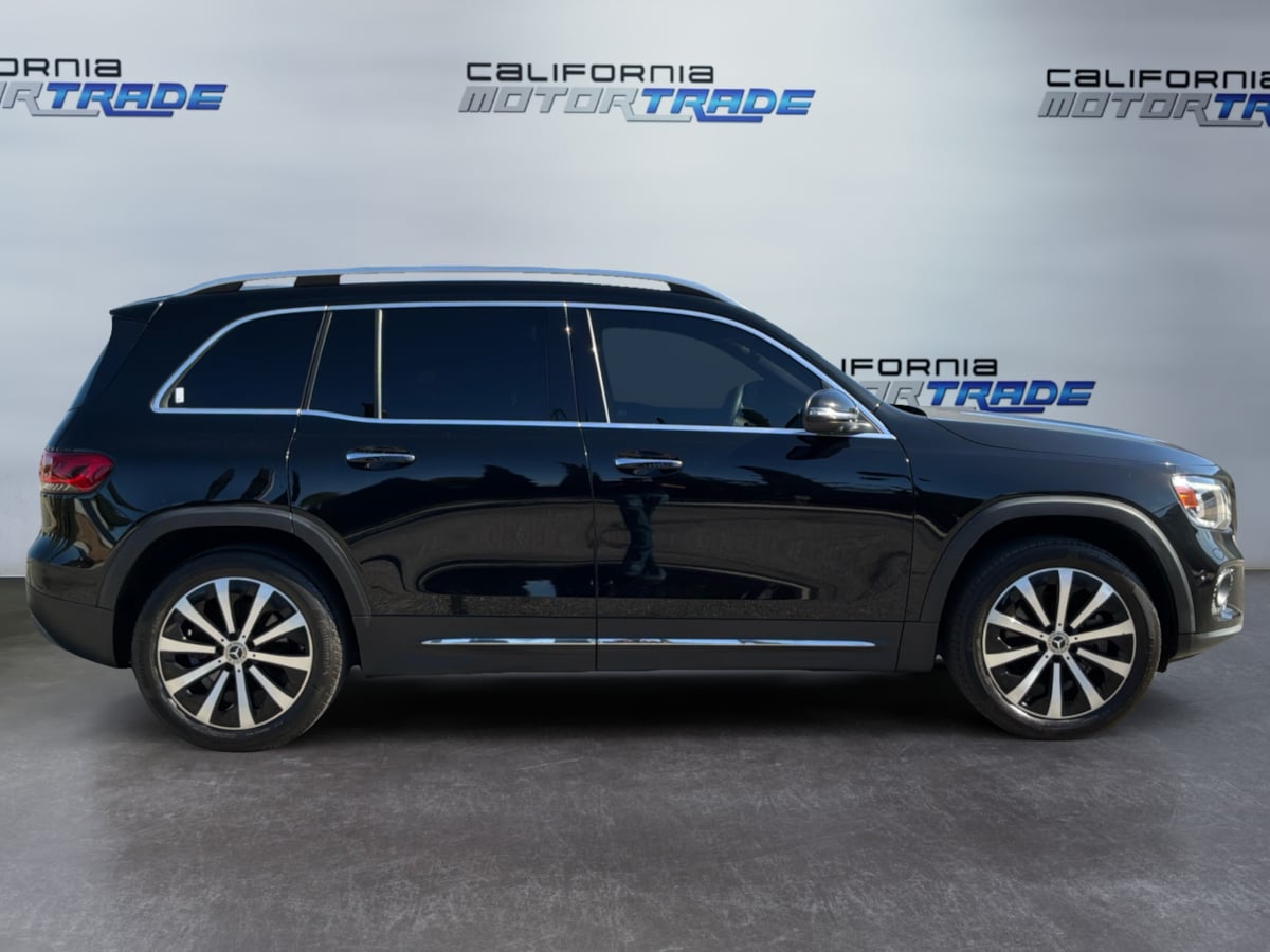 Mercedes-Benz GLB 250 photo 4