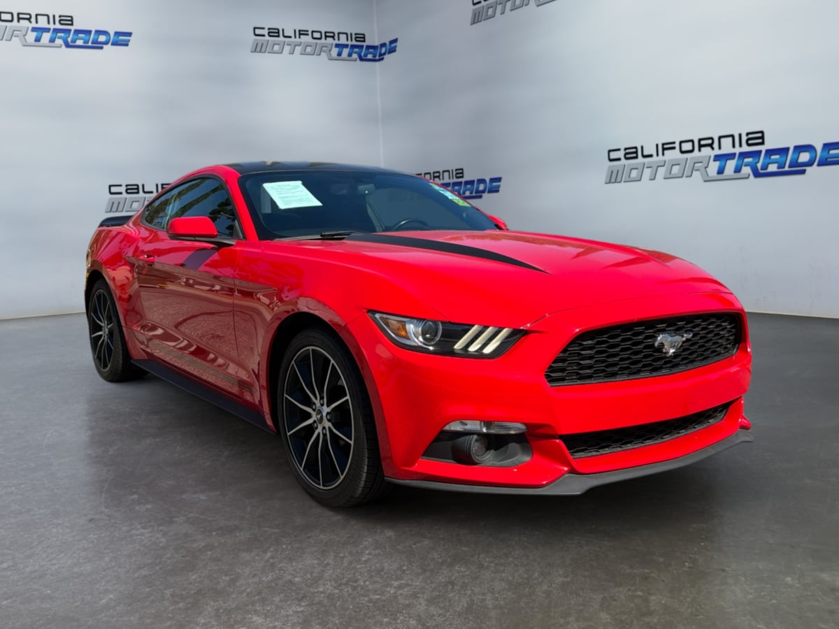 Ford Mustang photo 3