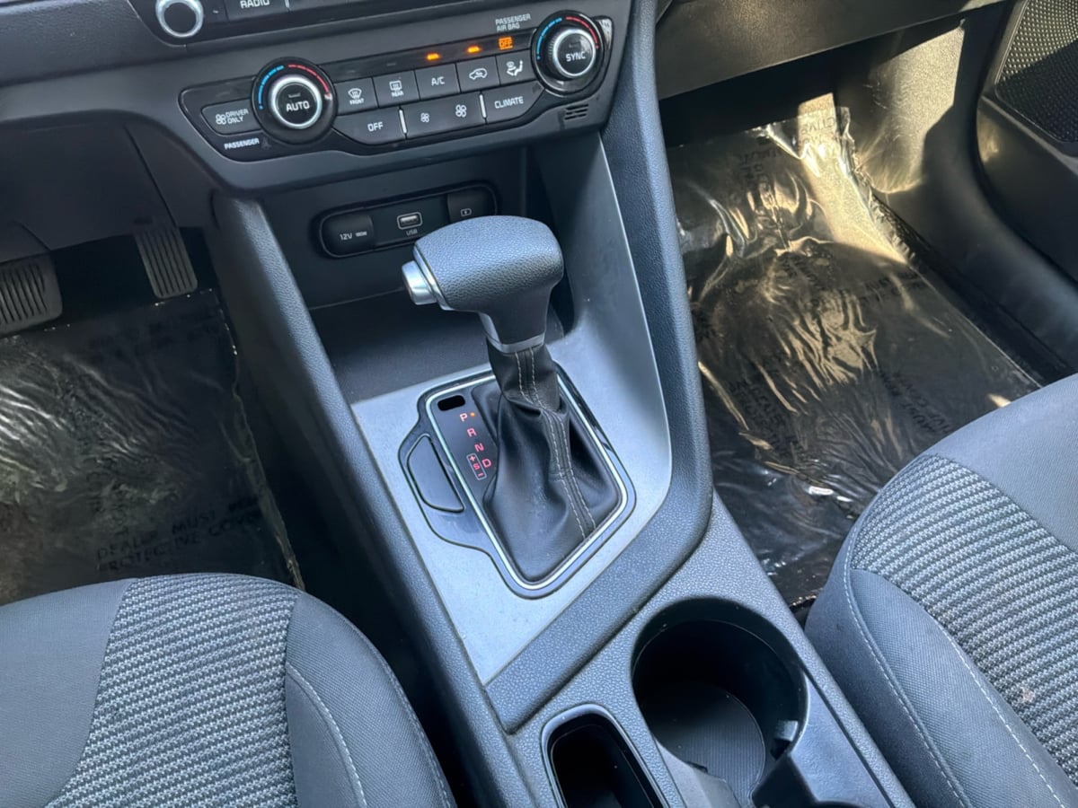 Kia Niro photo 15