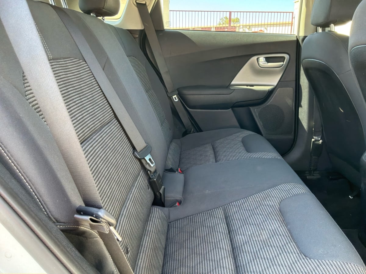 Kia Niro photo 18