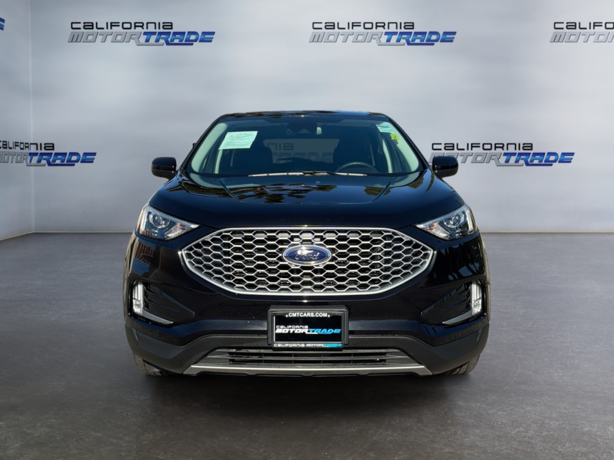 Ford Edge photo 2