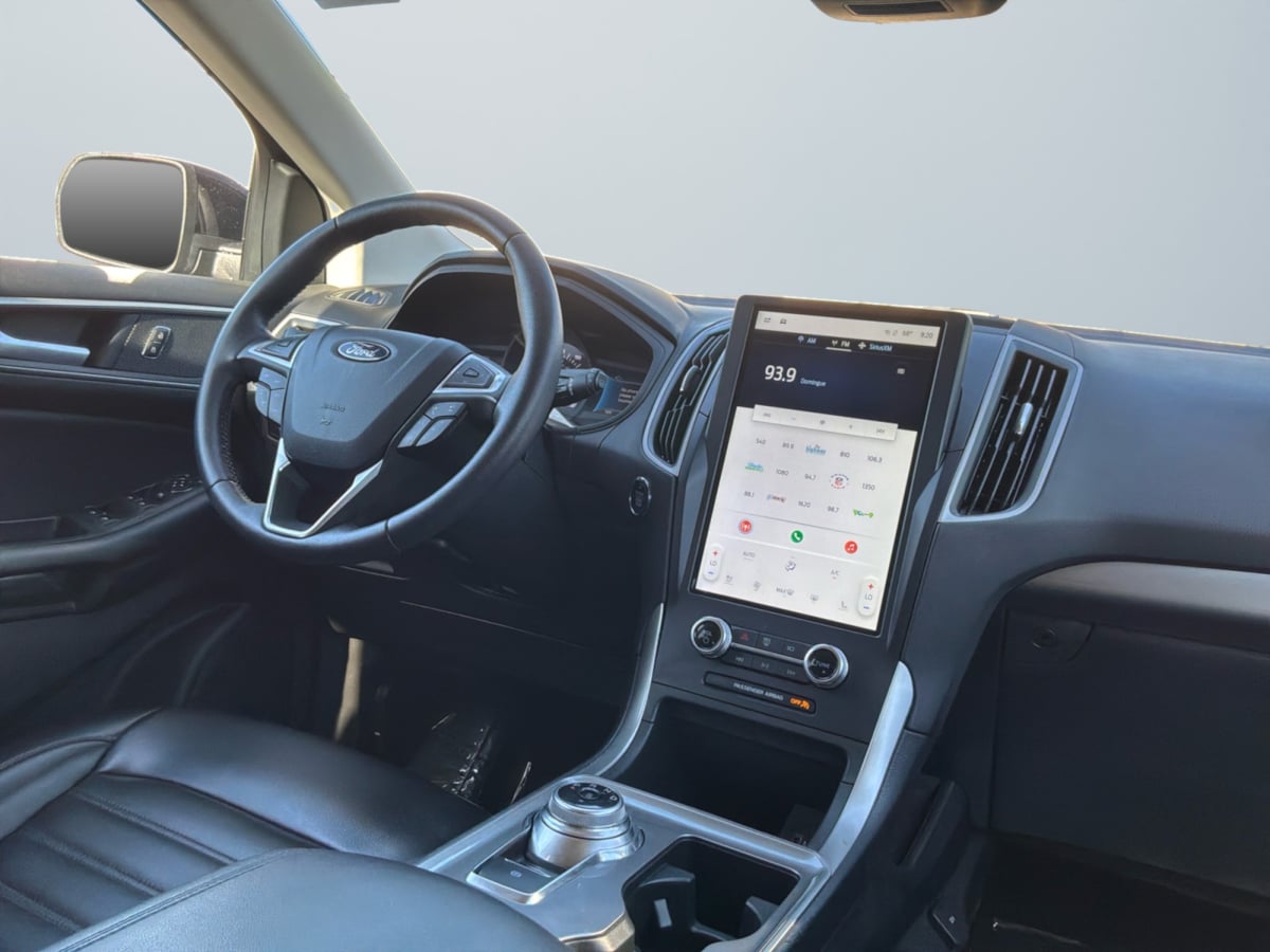 Ford Edge photo 14