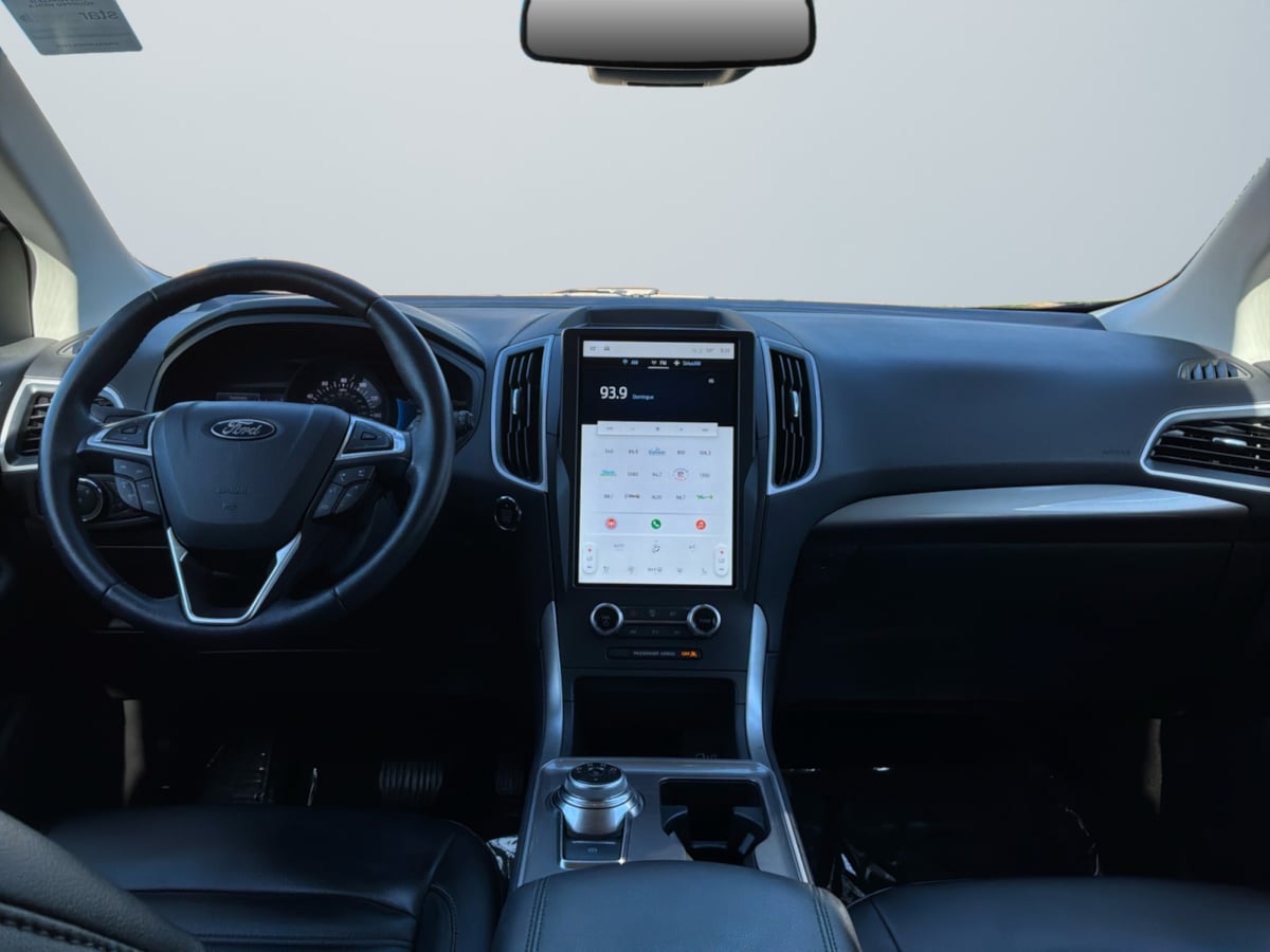 Ford Edge photo 10