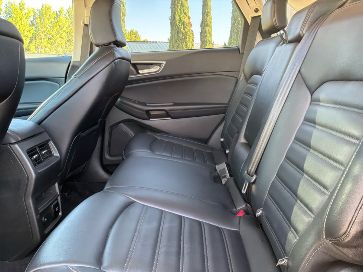 Ford Edge photo 19