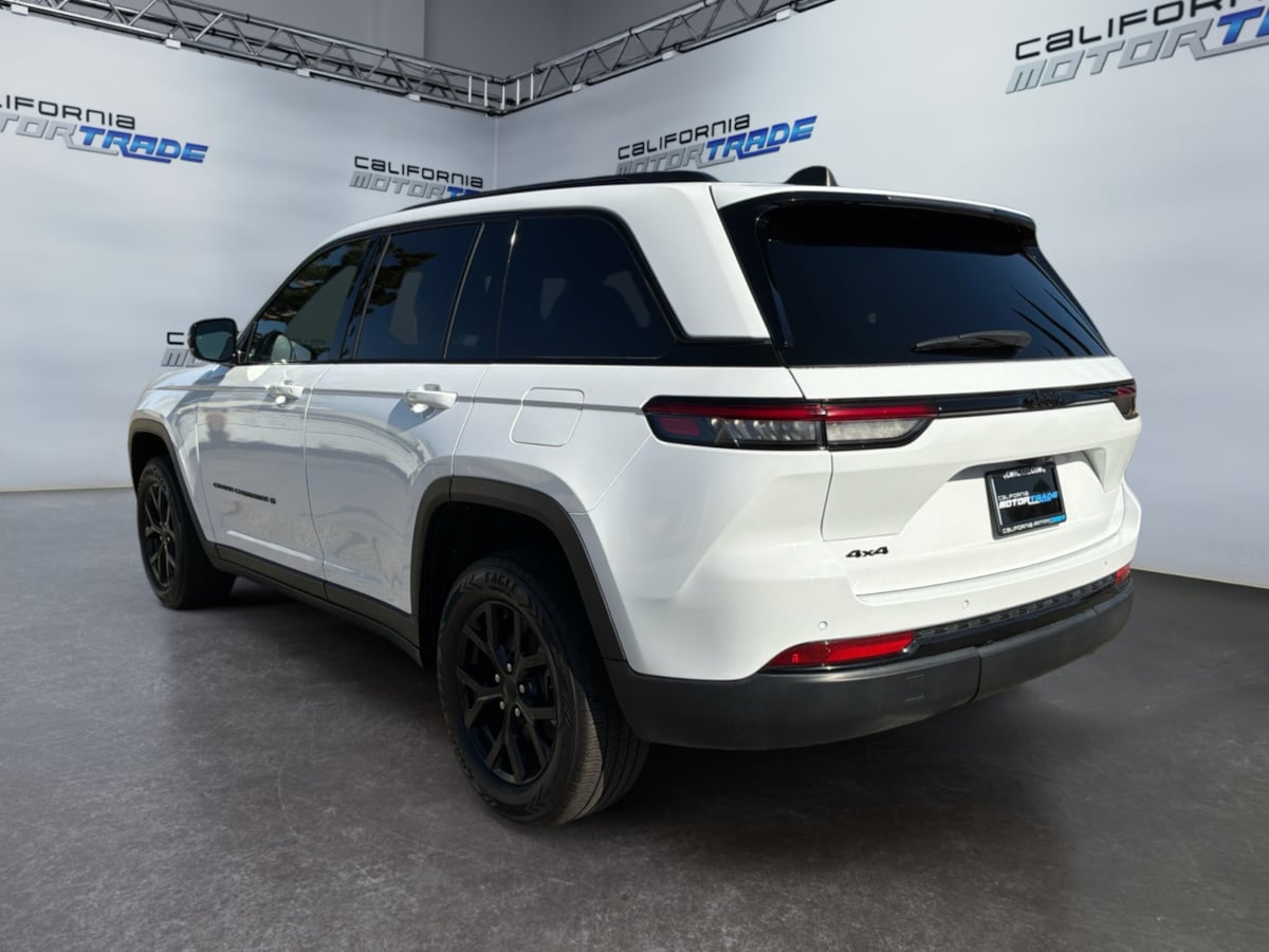 Jeep Grand Cherokee photo 7
