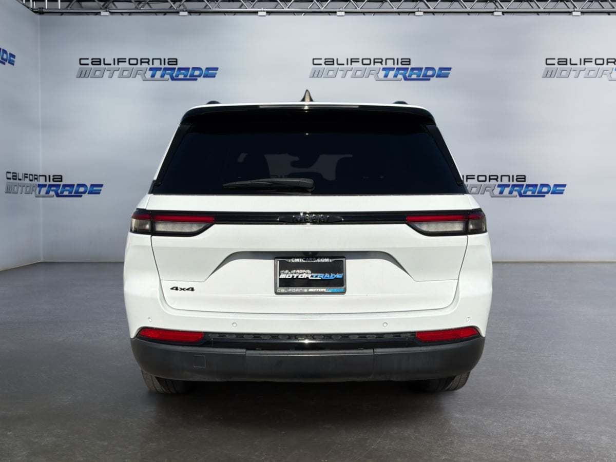 Jeep Grand Cherokee photo 6