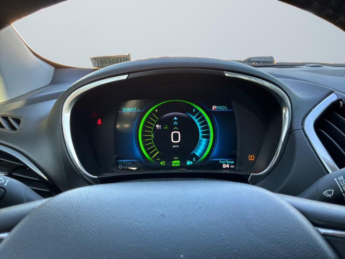 Chevrolet Volt photo 12