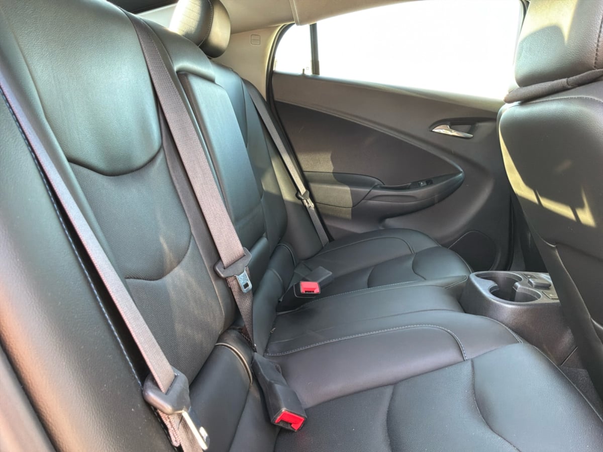 Chevrolet Volt photo 20