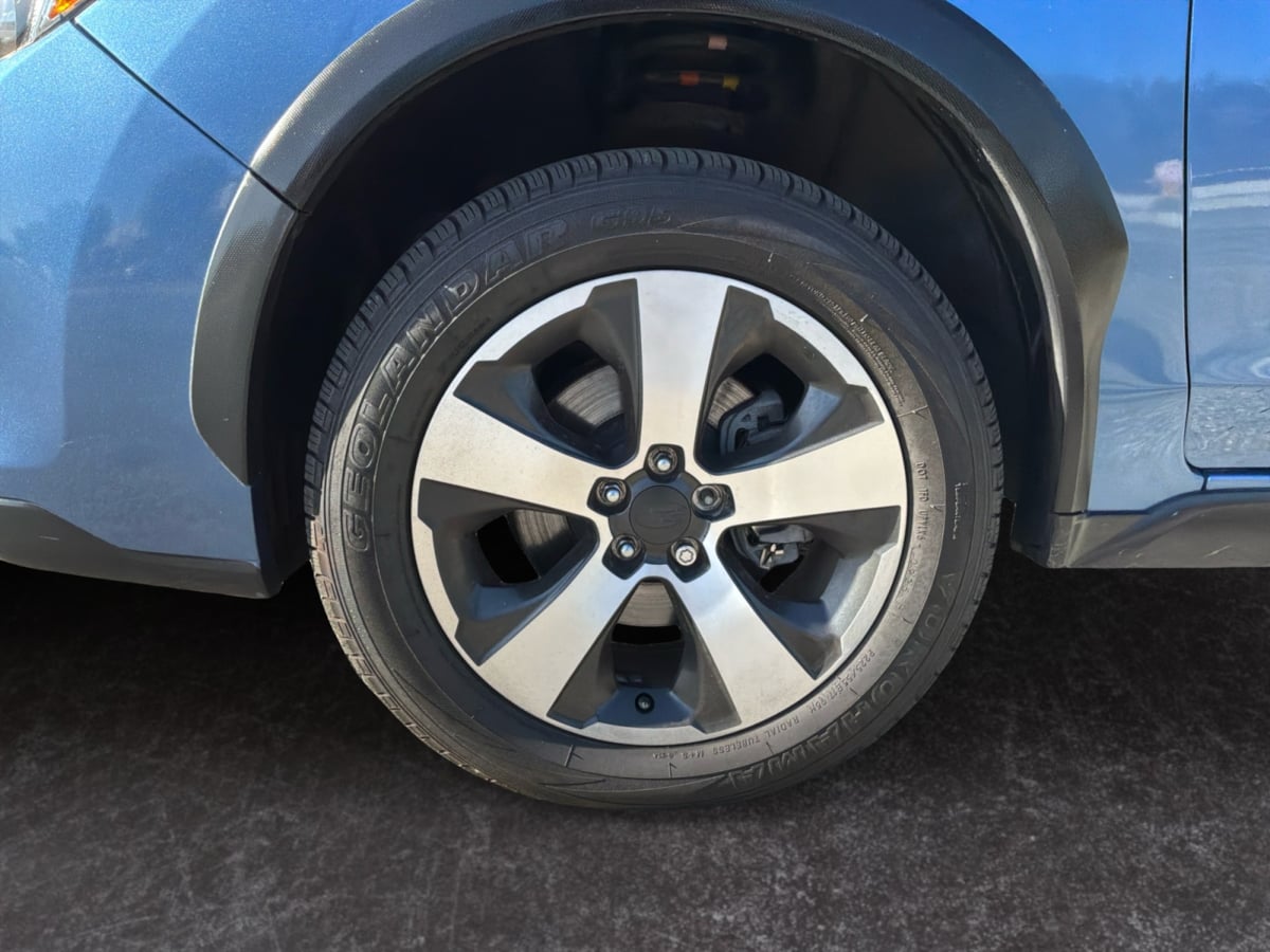 Subaru XV CrossTrek photo 9