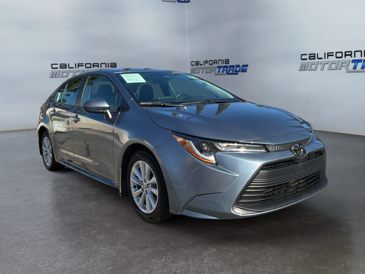 Toyota Corolla photo 3