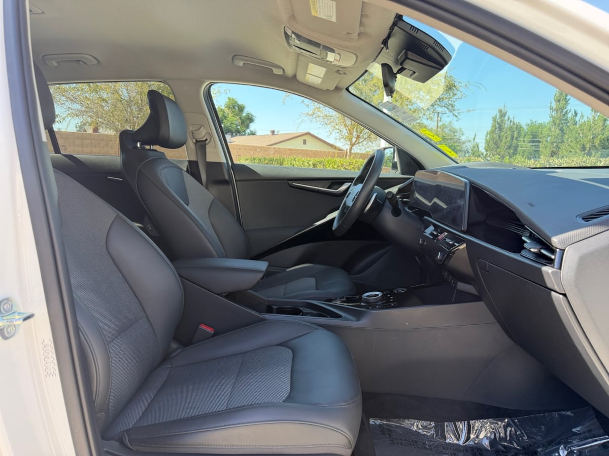 Kia Niro photo 21