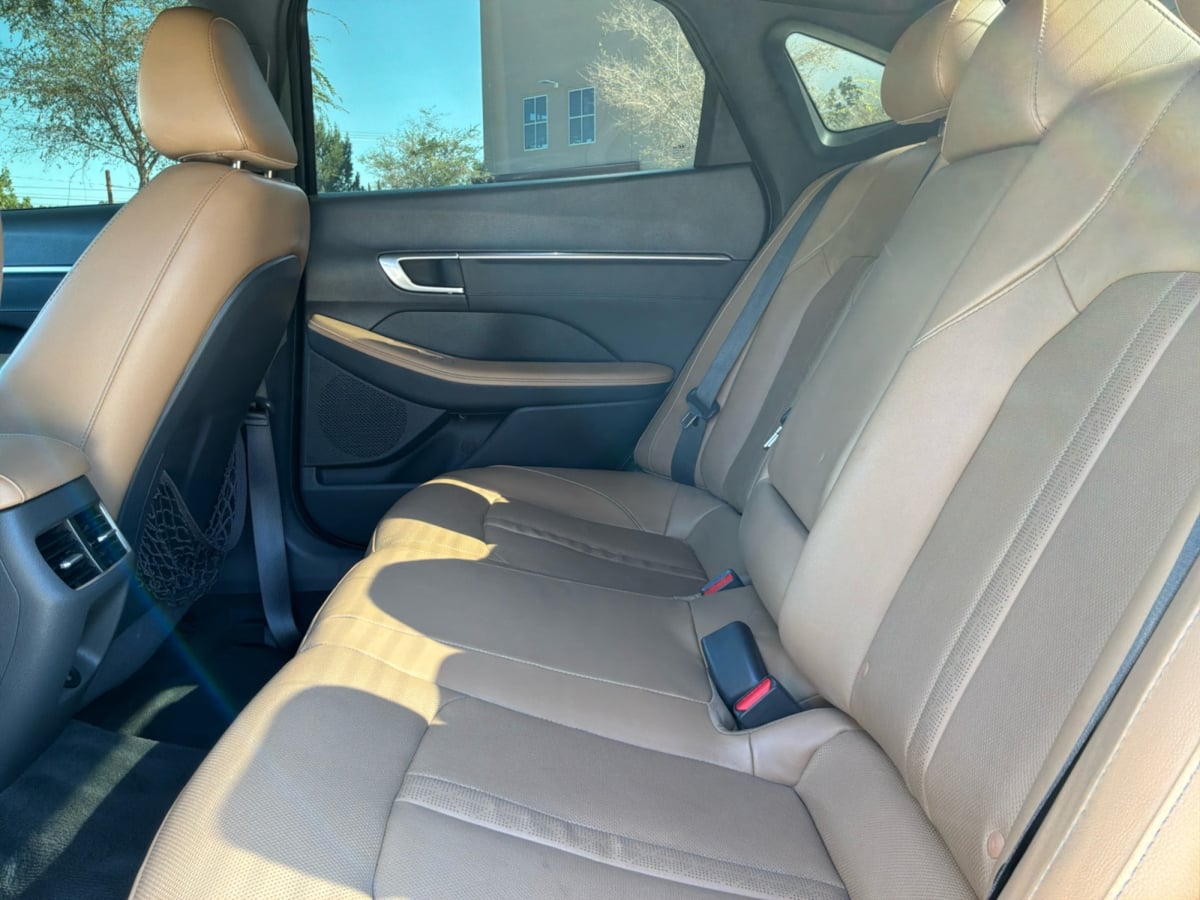 Hyundai Sonata photo 19
