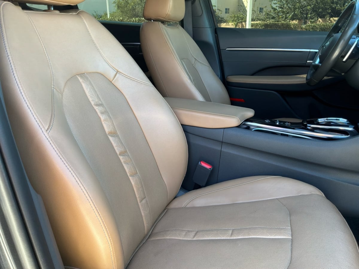 Hyundai Sonata photo 21