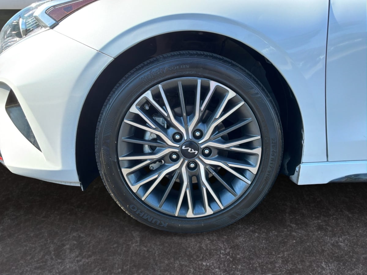 Kia Forte photo 9