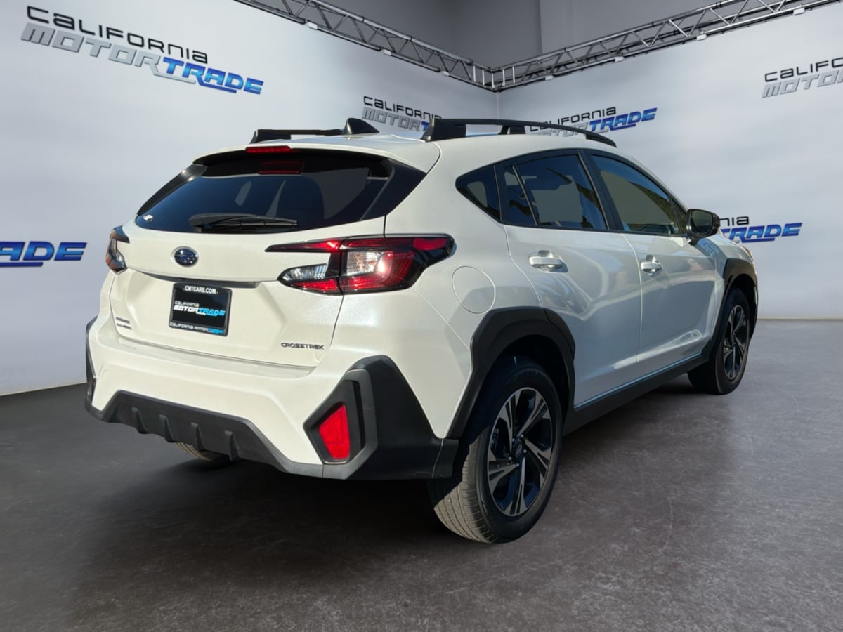 Subaru Crosstrek photo 5