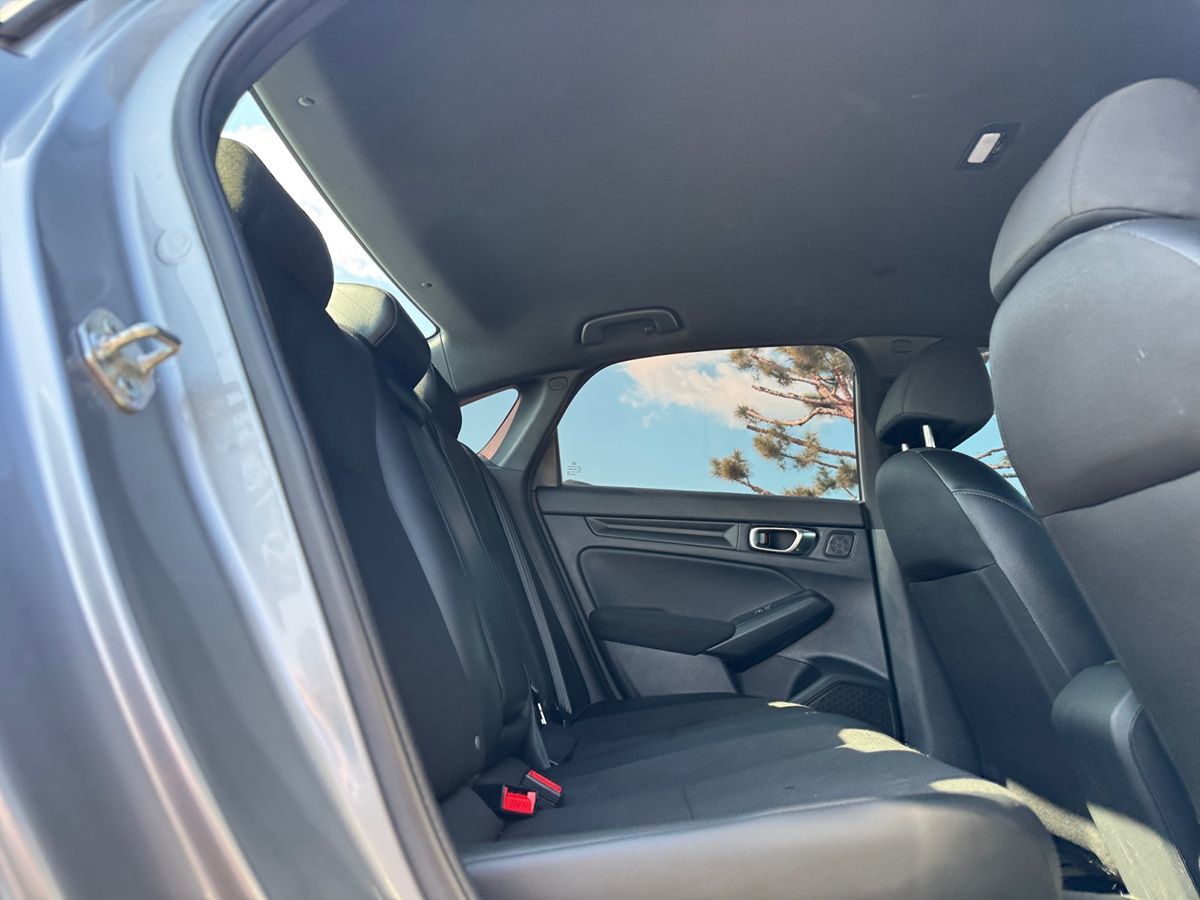 Honda Civic photo 17