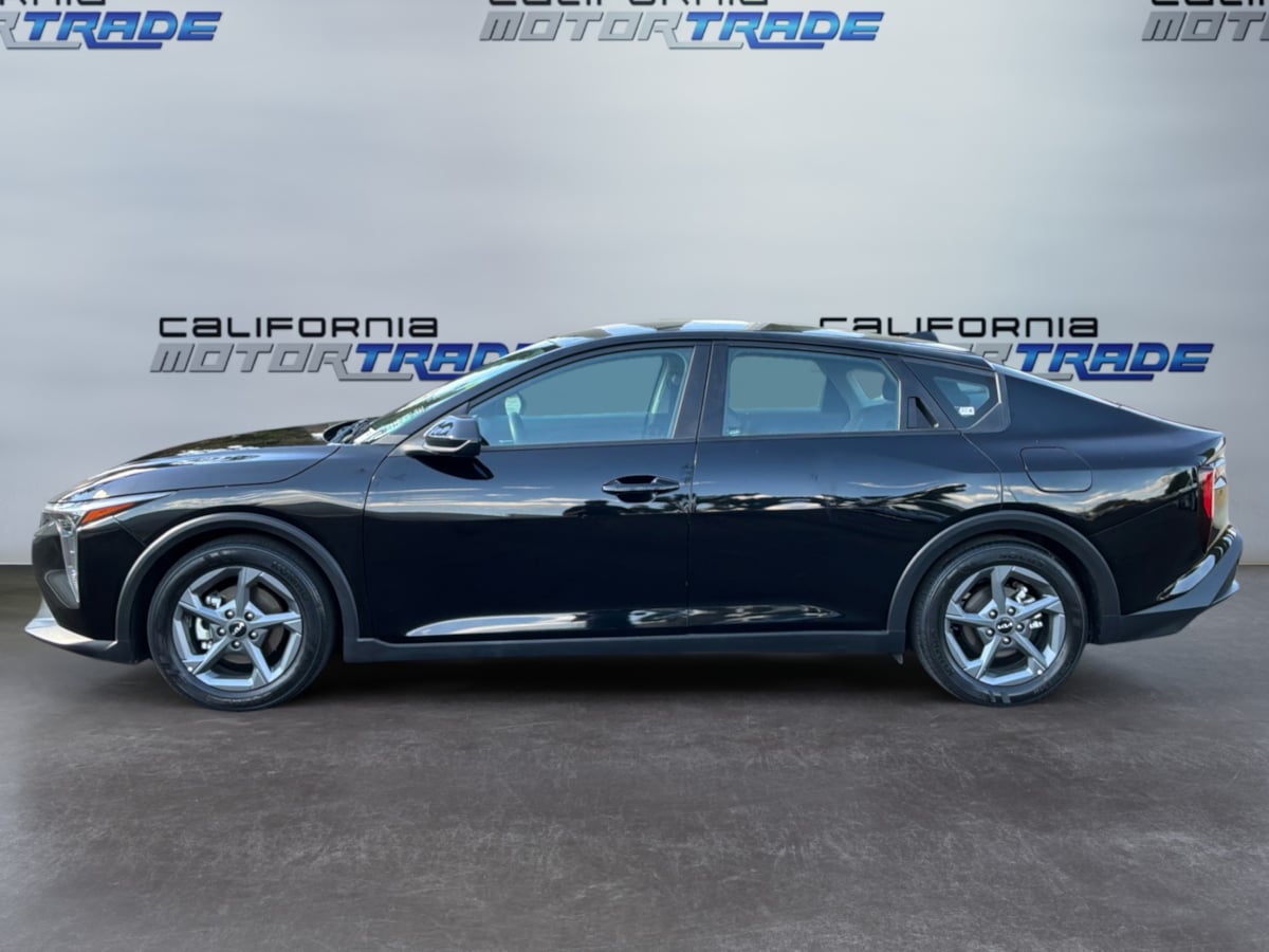 Kia K4 photo 8