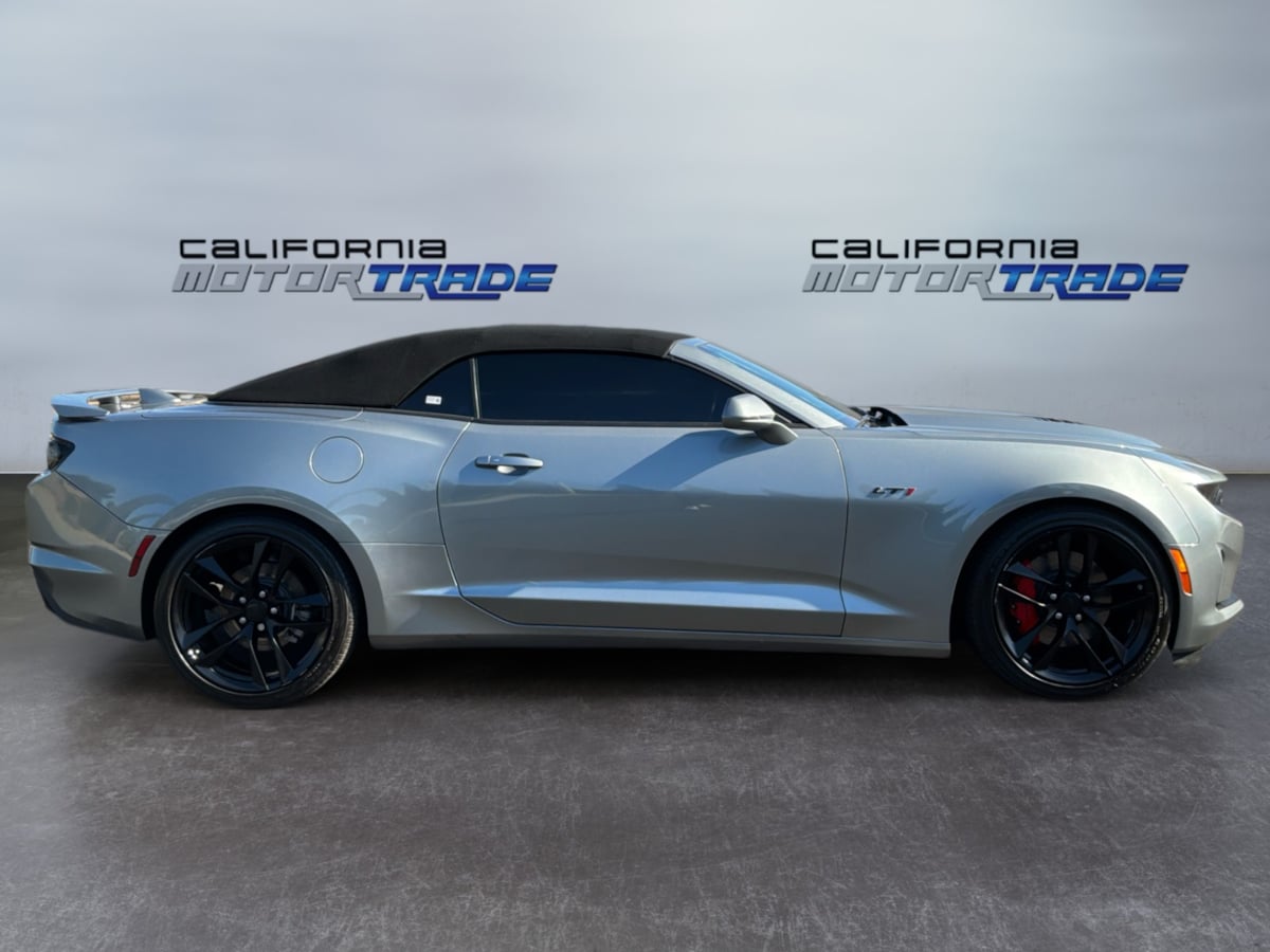 Chevrolet Camaro photo 4