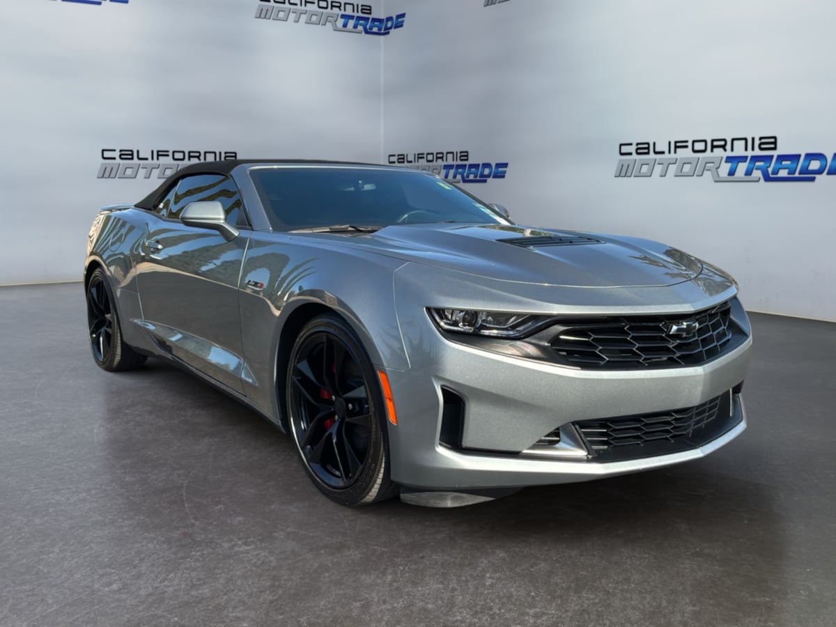 Chevrolet Camaro photo 3