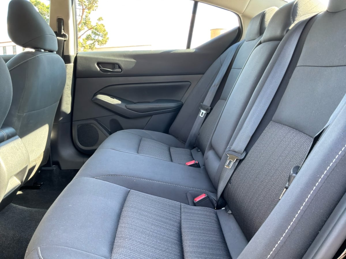 Nissan Altima photo 19