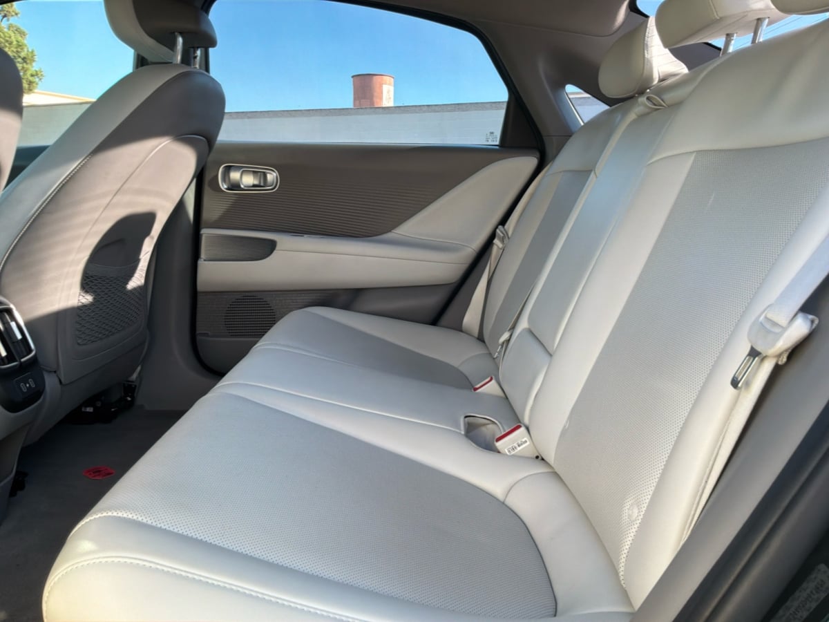 Hyundai Ioniq 6 photo 19