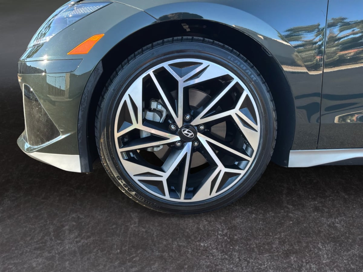 Hyundai Ioniq 6 photo 9