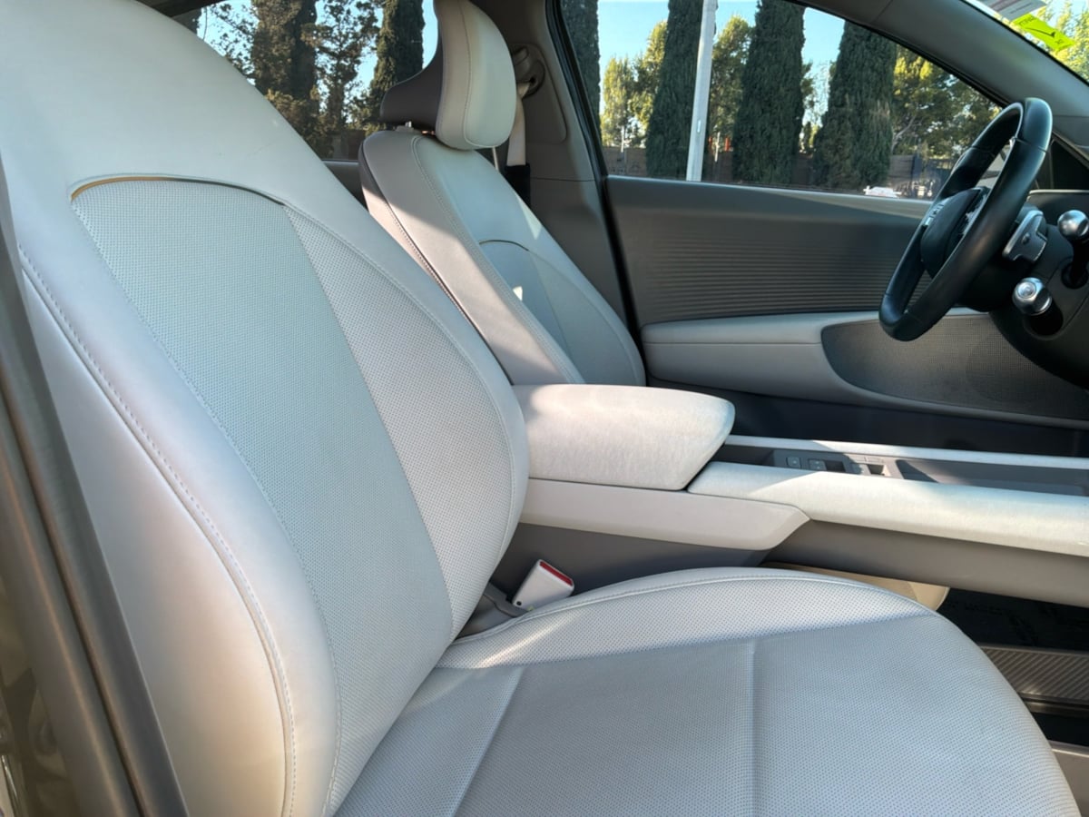 Hyundai Ioniq 6 photo 21