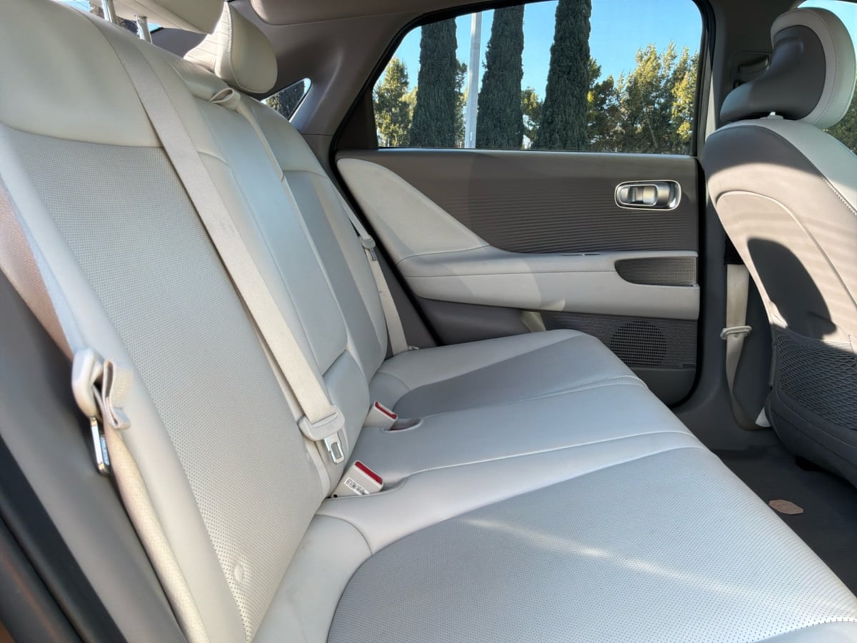 Hyundai Ioniq 6 photo 20
