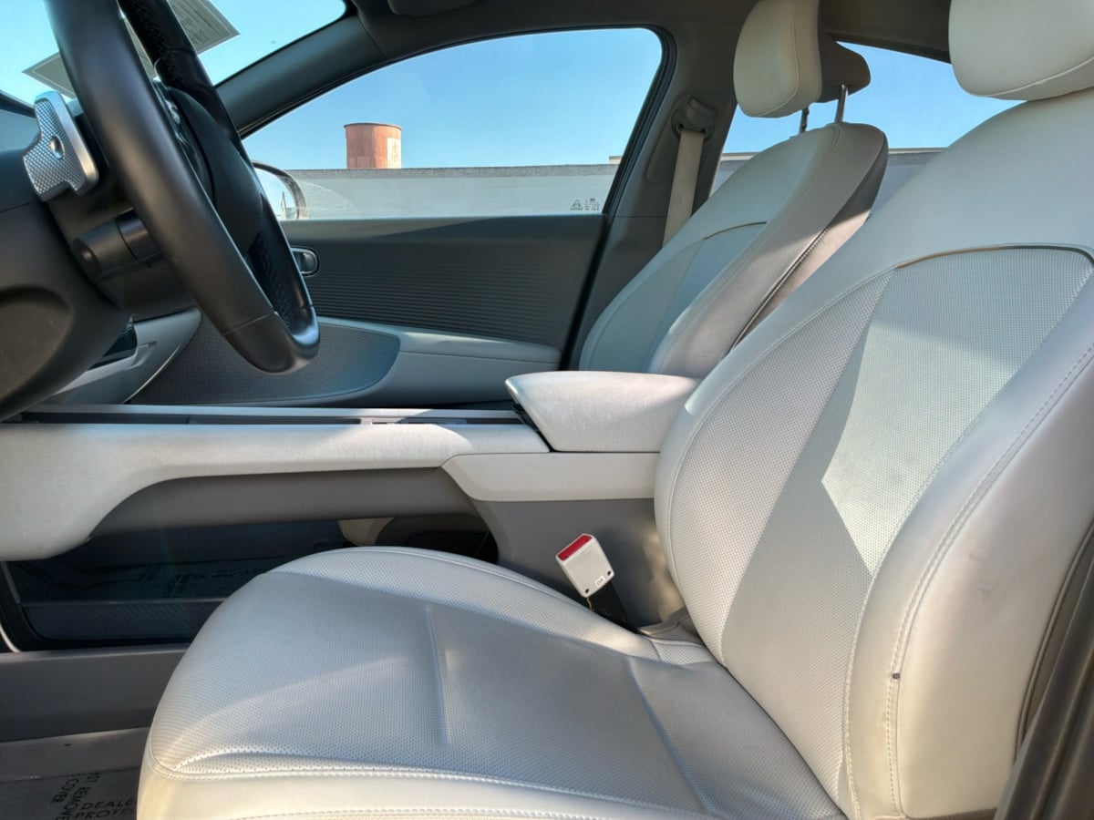 Hyundai Ioniq 6 photo 18