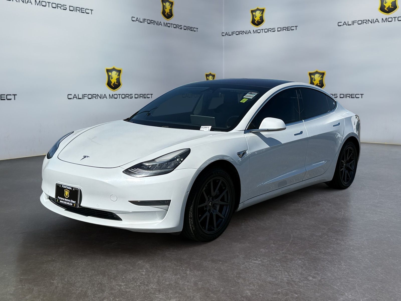 Tesla Model 3 photo 24