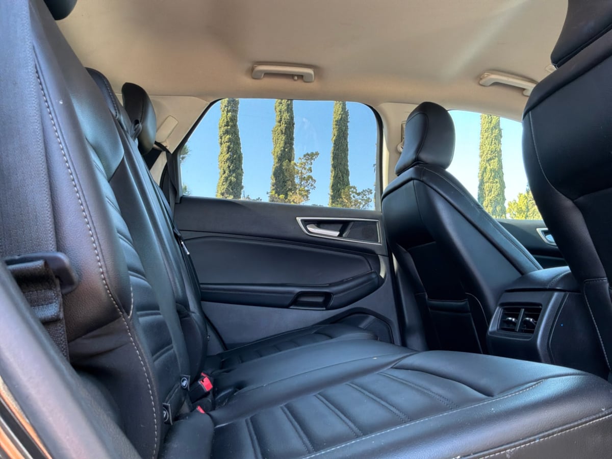 Ford Edge photo 20