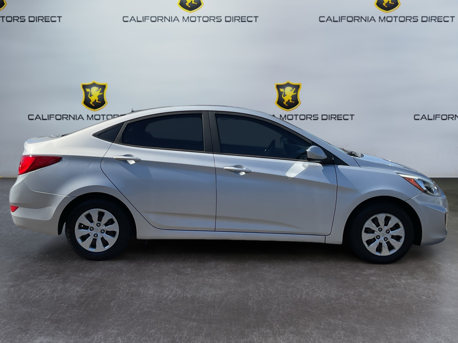 Hyundai Accent photo 4