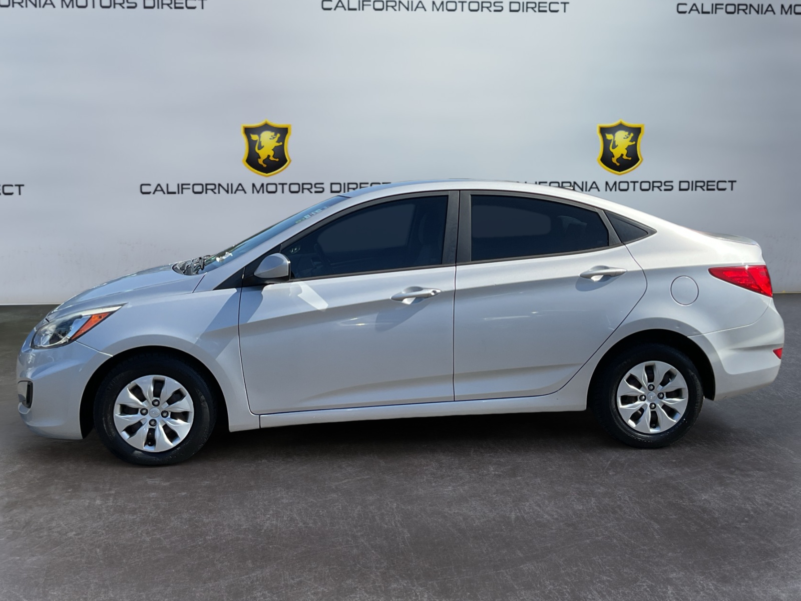 Hyundai Accent photo 6
