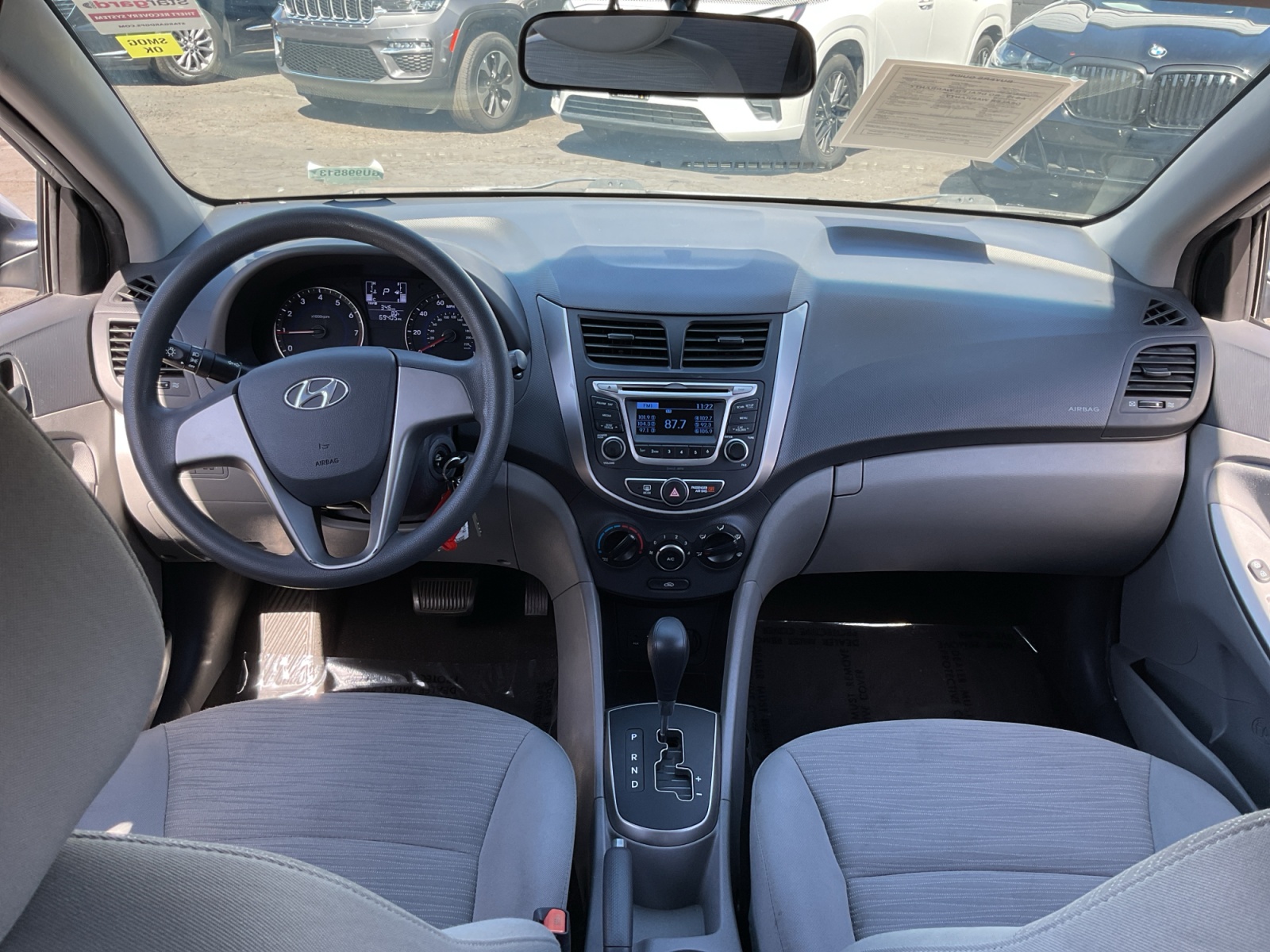 Hyundai Accent photo 15