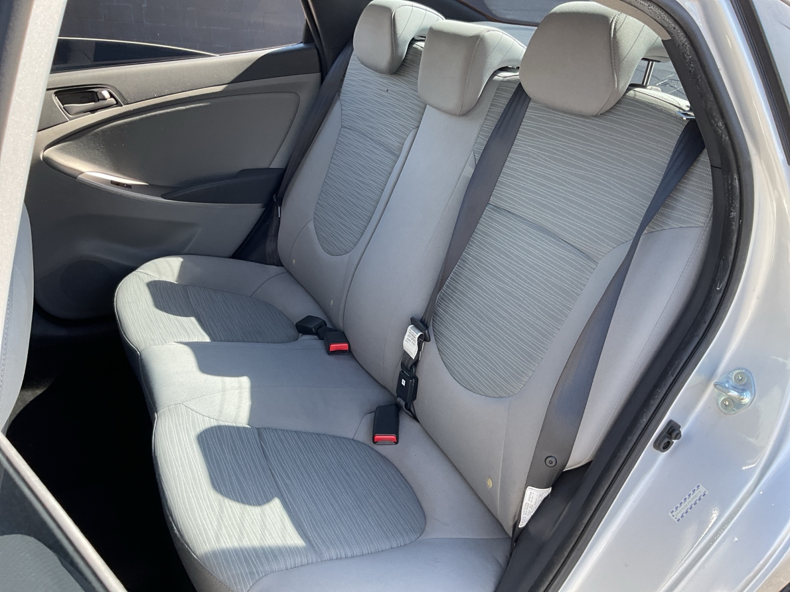 Hyundai Accent photo 17