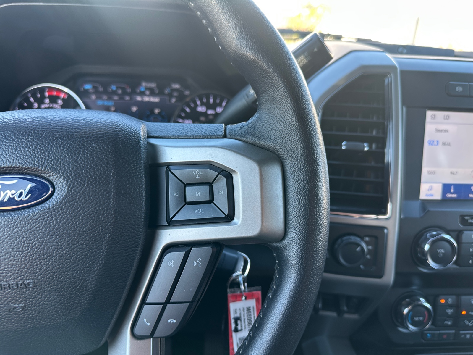 Ford F-250 photo 19