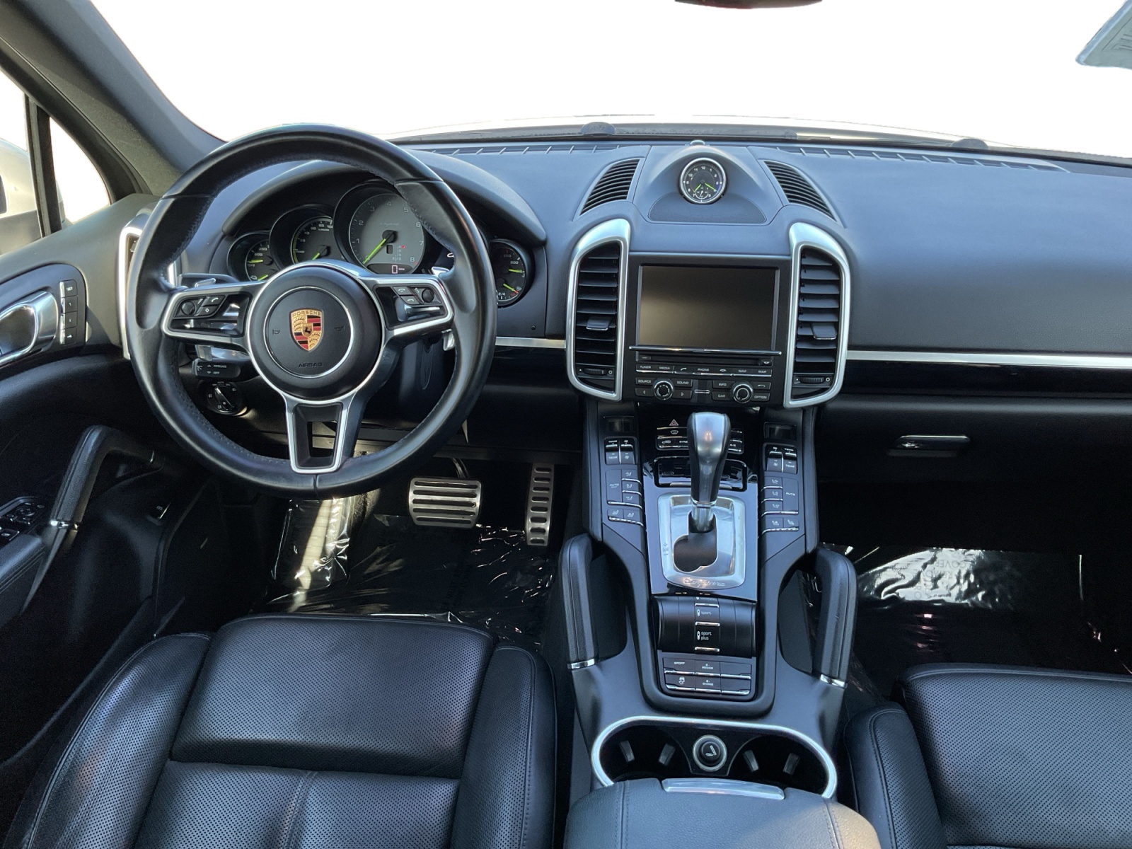 Porsche Cayenne photo 14