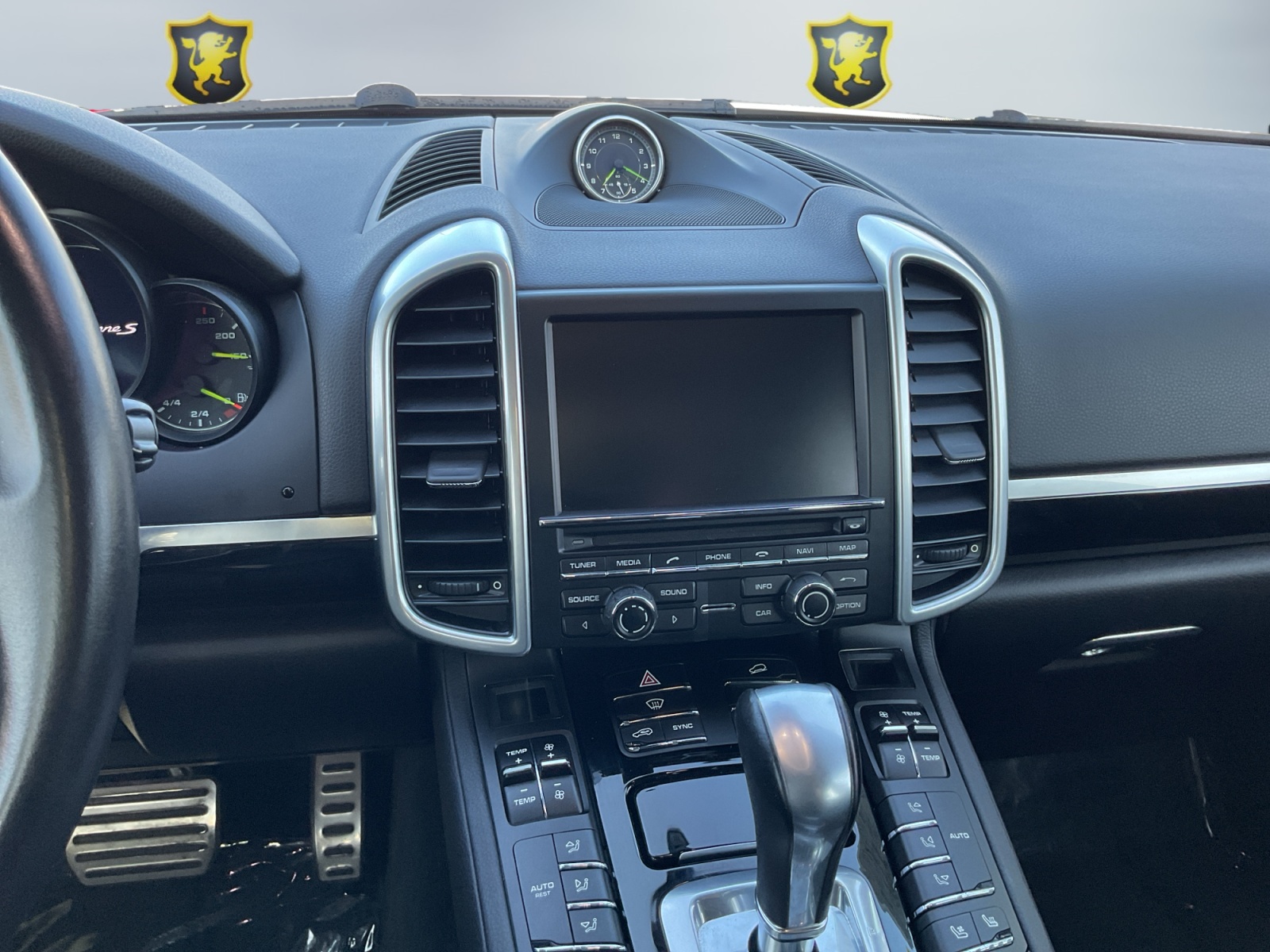 Porsche Cayenne photo 13