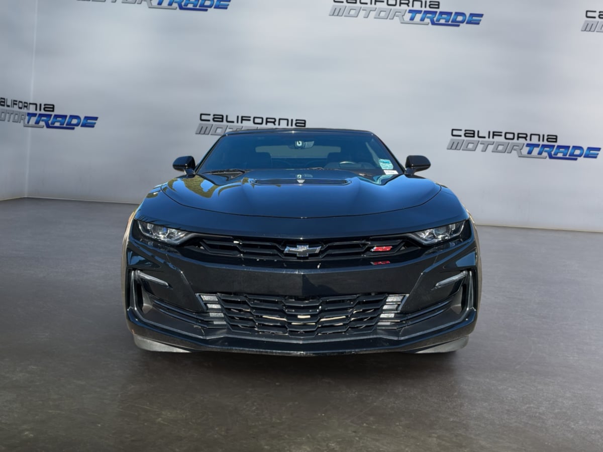 Chevrolet Camaro photo 2
