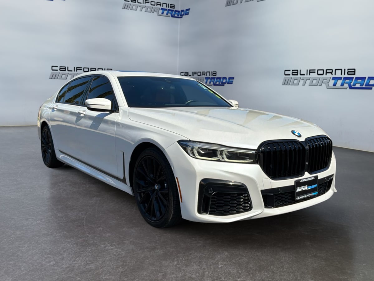 BMW 7 Series photo 3