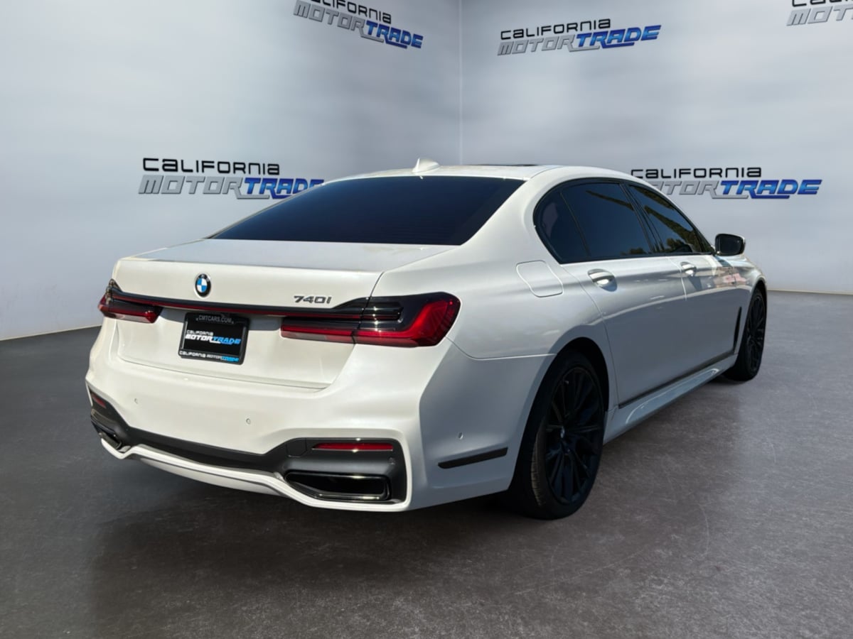 BMW 7 Series photo 5