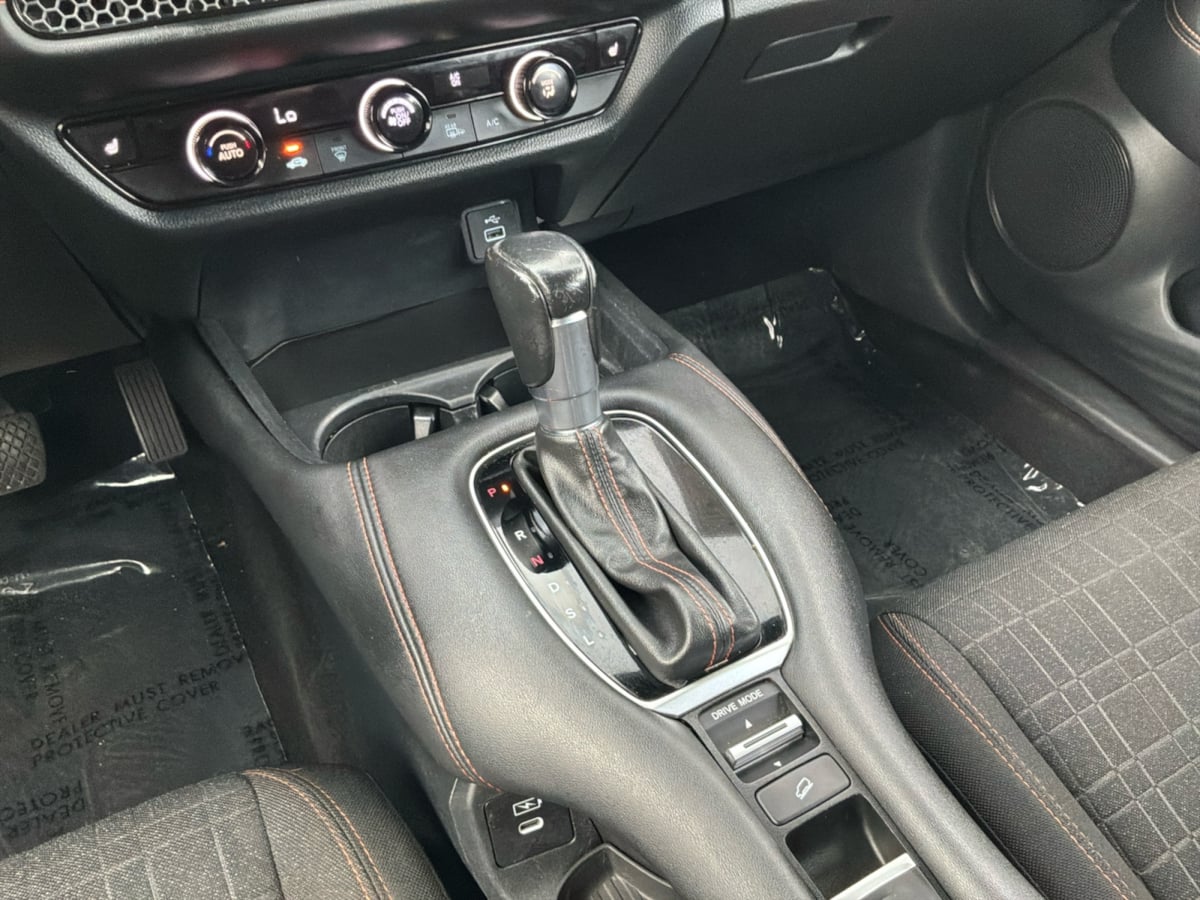 Honda HR-V photo 16