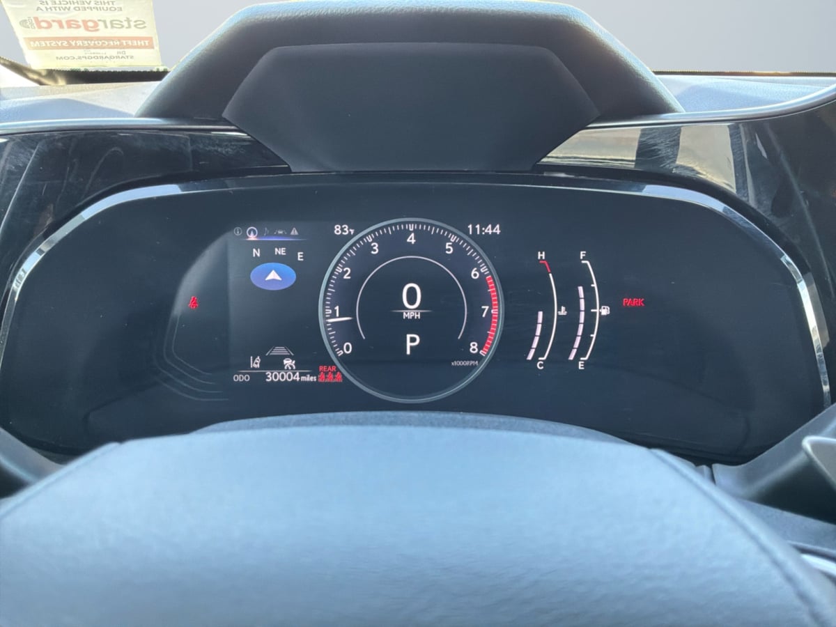 Lexus NX photo 12