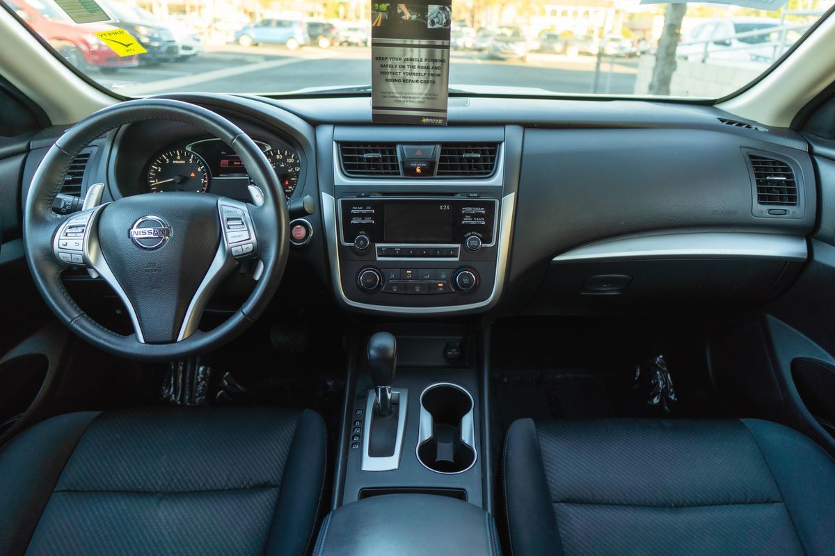 Sold 2017 Nissan Altima 2.5 SR in Norco