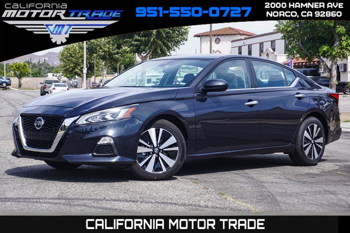 thumbnail interactive-video image 1 of BASF Touch-Up Paint For Nissan Storm Blue Metallic (Code RBD) - 1oz Brush-On & Spray - Free Shipping 1 of 4